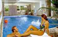 Swimming Pool 6 Kur-Hotel Alexa