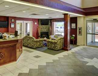 Lobby 2 Lakeview Inns & Suites - Chetwynd