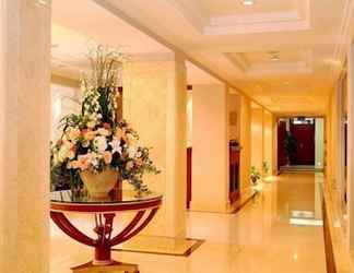 Lobi 2 GreenTree Inn ShangHai JingAn XinZha Road Business Hotel