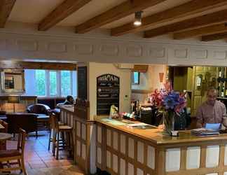 Lobby 2 The Thatched Cottage Inn