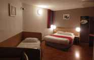 Bedroom 7 Brit Hotel Essentiel Toulon La Valette