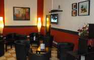 Bar, Kafe dan Lounge 3 Escatel