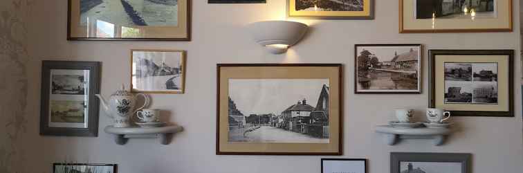 Lobby The Woolpack Inn