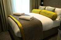 Bedroom Mornington Hotel London Victoria