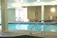 Swimming Pool Mountain Edge Suites at Sunapee, Ascend Hotel Collection