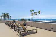 Kolam Renang Southern California Beach Club