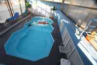 Swimming Pool Mantas Hotel
