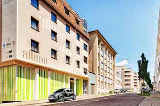 Bangunan 4 attimo Hotel Stuttgart