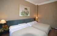 Bedroom 2 Hotel Galles