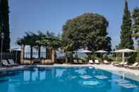 สระว่ายน้ำ Villa Cortine Palace Hotel