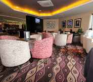 Lobby 3 Delta Hotels by Marriott Nottingham Belfry