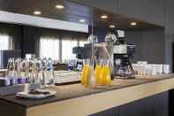 Bar, Cafe and Lounge AC Hotel Pisa by Marriott