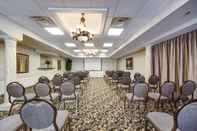 Functional Hall Monte Carlo Inn Vaughan Suites