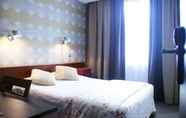 Kamar Tidur 2 Hotel Astoria Nantes