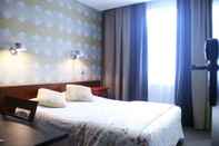 Kamar Tidur Hotel Astoria Nantes