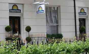 Exterior 4 Days Inn by Wyndham London Hyde Park