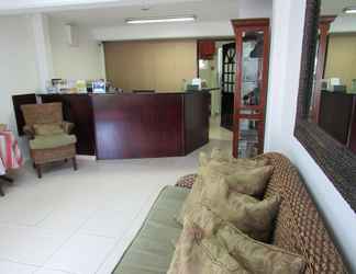 Lobby 2 Albrook Inn