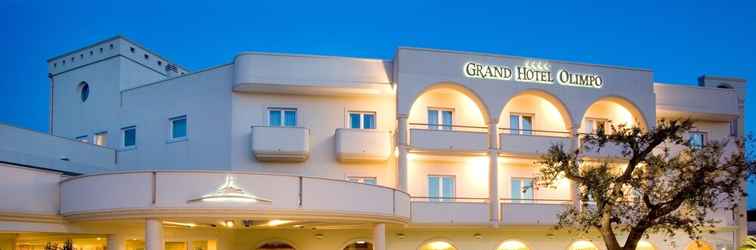 Bangunan Grand Hotel Olimpo