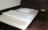 Kamar Tidur 2 Hotel-Restaurant Zur Post