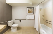 In-room Bathroom 7 Courtyard by Marriott Ontario Rancho Cucamonga