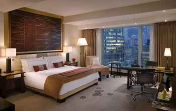 Kamar Tidur 4 Four Seasons Hotel Hong Kong