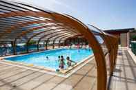 Swimming Pool Les Chalets de la Vingeanne
