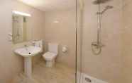 In-room Bathroom 3 Sunside Central Park Apartamentos - Only Adults