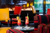 Bar, Cafe and Lounge OREA Hotel Angelo Praha