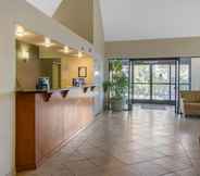 Sảnh chờ 5 Sleep Inn & Suites Bakersfield North