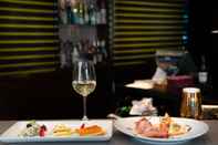 Quầy bar, cafe và phòng lounge Pestana Arena Barcelona
