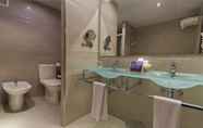 Toilet Kamar 4 Hotel MS Maestranza