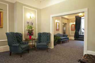 Lobby 4 Grange Buckingham