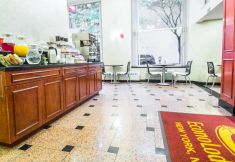 레스토랑 4 Econo Lodge Times Square