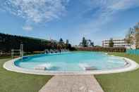 Swimming Pool Barcelona Airport Hotel