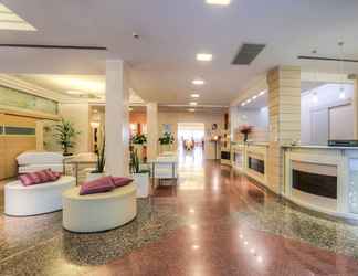 Lobby 2 Hotel Boemia