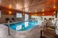 Swimming Pool Sleep Inn & Suites Hays I-70