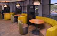 Bar, Kafe dan Lounge 5 Courtyard Thousand Oaks Ventura County