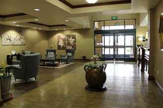 Lobby 4 Holiday Inn Express Hotel & Suites Tehachapi, an IHG Hotel