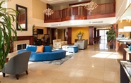 Lobby 3 Fairfield Inn & Suites by Marriott Somerset