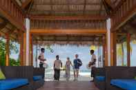 Entertainment Facility Veligandu Island Resort & Spa