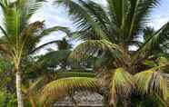 Swimming Pool 7 Veligandu Island Resort & Spa