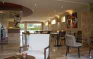 Bar, Kafe, dan Lounge 7 Le Relais De Montigny - Logis