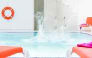 Swimming Pool 4 ibis Styles Saint Gilles Croix de Vie