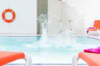 Swimming Pool ibis Styles Saint Gilles Croix de Vie