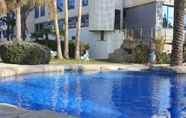 Hồ bơi 7 Hotel Rober Palas