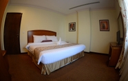 Bedroom 4 Signature Al Khobar Hotel