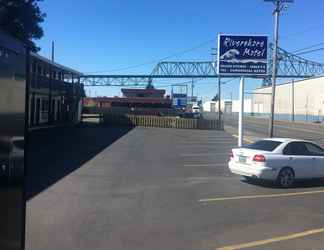 Exterior 2 Astoria Rivershore Motel