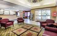 Lobby 7 Comfort Suites Marysville - Yuba City