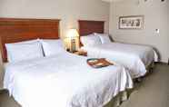 ห้องนอน 5 Kitchener Inn & Suites