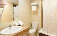 Toilet Kamar 4 Hotel Gala Placidia